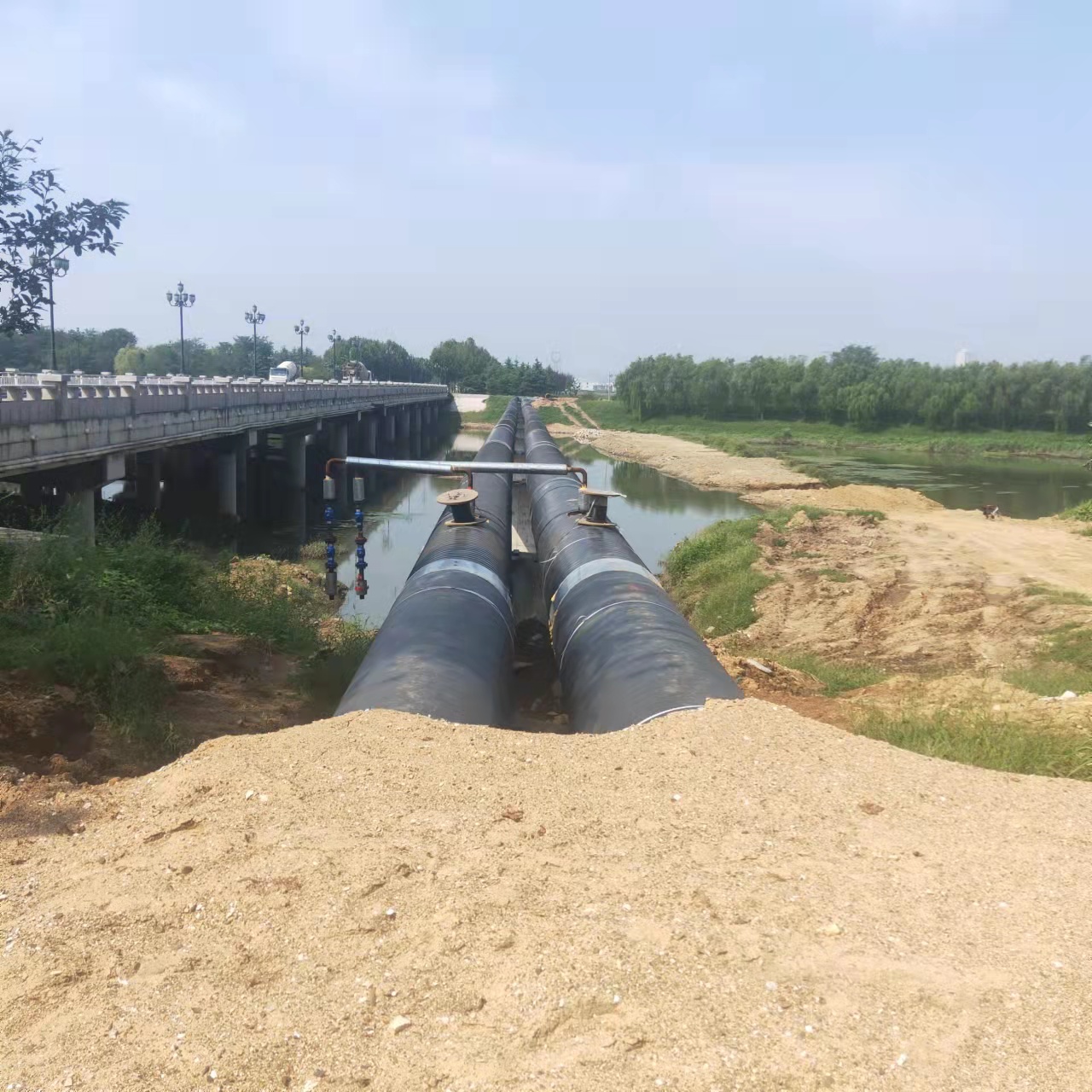 黑龙江管道长距离内部清洗输油管道清洗